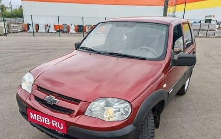 Chevrolet Niva I рестайлинг, 2011 год, 510 000 рублей, 3 фотография