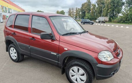 Chevrolet Niva I рестайлинг, 2011 год, 510 000 рублей, 10 фотография
