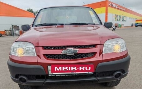 Chevrolet Niva I рестайлинг, 2011 год, 510 000 рублей, 21 фотография