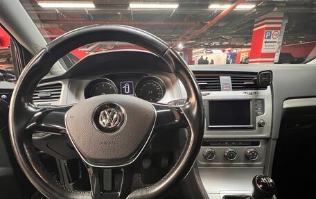 Volkswagen Golf VII, 2016 год, 1 099 000 рублей, 16 фотография