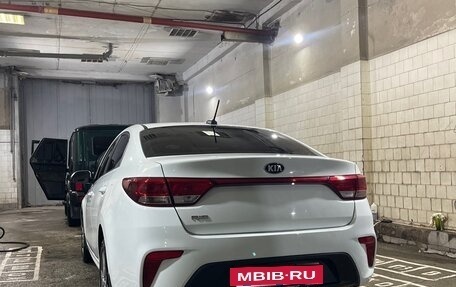 KIA Rio IV, 2017 год, 1 320 000 рублей, 8 фотография