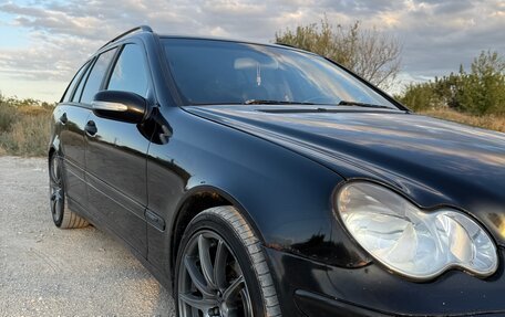 Mercedes-Benz C-Класс, 2005 год, 895 000 рублей, 6 фотография