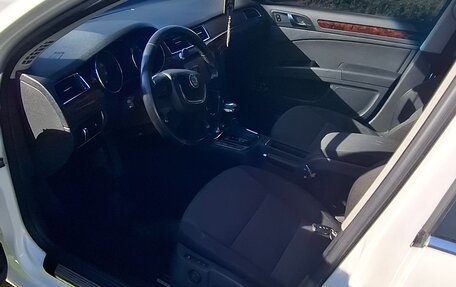 Skoda Superb III рестайлинг, 2012 год, 1 230 000 рублей, 3 фотография