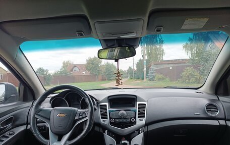 Chevrolet Cruze II, 2010 год, 655 000 рублей, 7 фотография