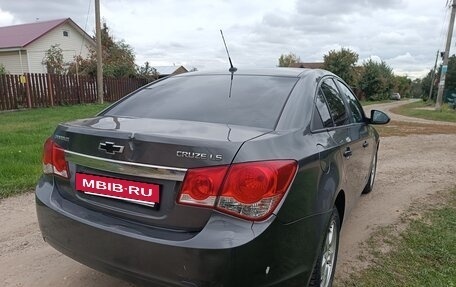 Chevrolet Cruze II, 2010 год, 655 000 рублей, 5 фотография