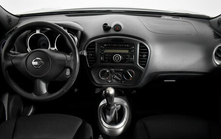 Nissan Juke II, 2012 год, 980 000 рублей, 14 фотография