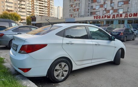 Hyundai Solaris II рестайлинг, 2016 год, 600 000 рублей, 8 фотография