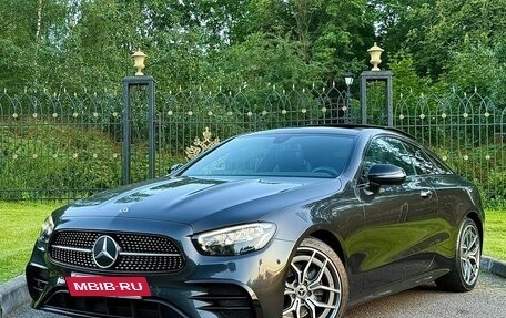 Mercedes-Benz E-Класс, 2020 год, 3 940 000 рублей, 3 фотография