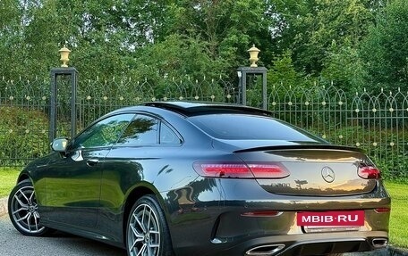 Mercedes-Benz E-Класс, 2020 год, 3 940 000 рублей, 6 фотография