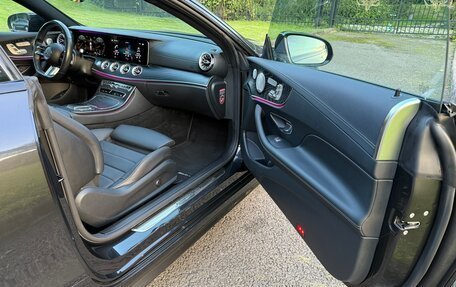 Mercedes-Benz E-Класс, 2020 год, 3 940 000 рублей, 19 фотография
