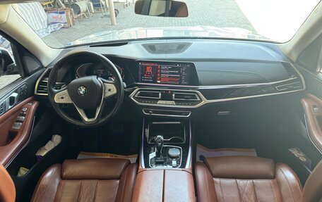 BMW X7, 2019 год, 5 900 000 рублей, 7 фотография