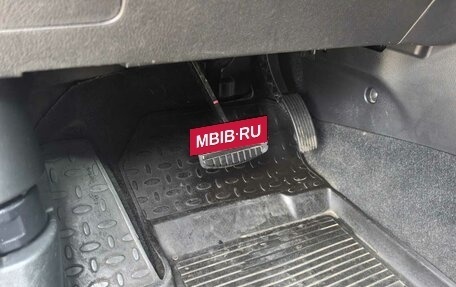 Mitsubishi Outlander III рестайлинг 3, 2015 год, 1 850 000 рублей, 10 фотография