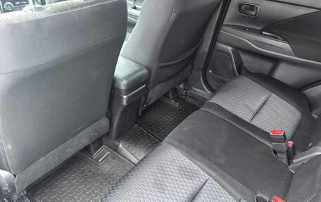 Mitsubishi Outlander III рестайлинг 3, 2015 год, 1 850 000 рублей, 12 фотография