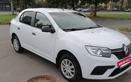 Renault Logan II, 2019 год, 700 000 рублей, 3 фотография