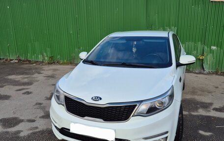 KIA Rio III рестайлинг, 2016 год, 1 050 000 рублей, 2 фотография