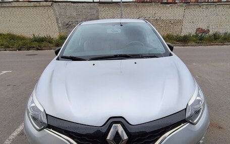 Renault Kaptur I рестайлинг, 2020 год, 1 400 000 рублей, 3 фотография