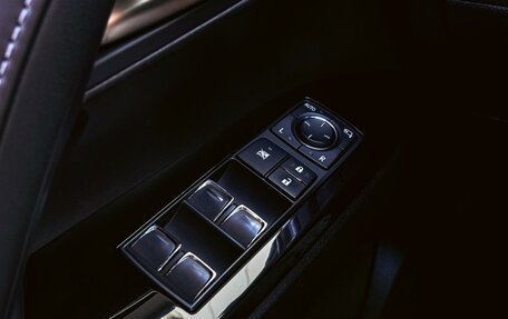 Lexus LX III, 2019 год, 9 380 000 рублей, 28 фотография