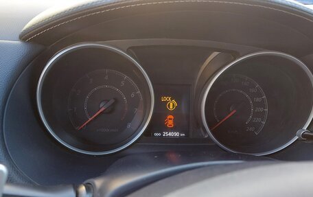 Mitsubishi Outlander III рестайлинг 3, 2011 год, 1 600 000 рублей, 12 фотография