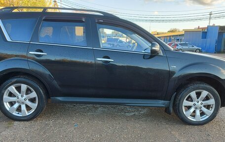 Mitsubishi Outlander III рестайлинг 3, 2011 год, 1 600 000 рублей, 5 фотография
