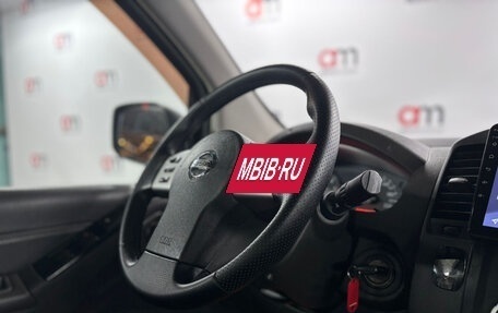 Nissan Navara (Frontier), 2010 год, 1 499 000 рублей, 13 фотография
