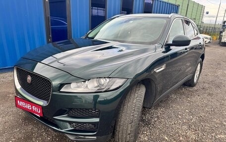 Jaguar F-Pace, 2017 год, 2 450 000 рублей, 13 фотография