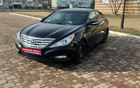 Hyundai Sonata VI, 2011 год, 1 300 000 рублей, 10 фотография