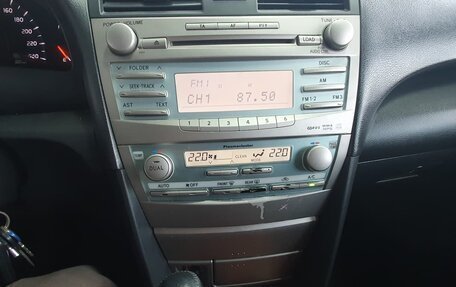 Toyota Camry, 2007 год, 1 100 000 рублей, 13 фотография