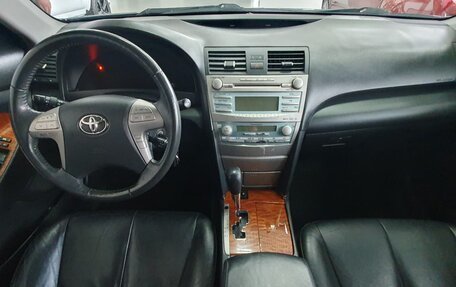 Toyota Camry, 2007 год, 1 100 000 рублей, 10 фотография