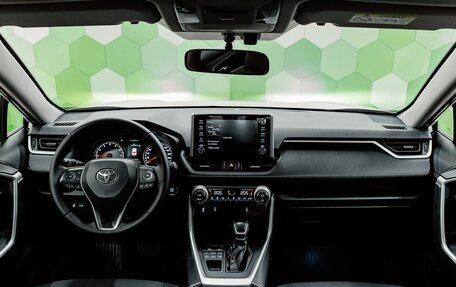 Toyota RAV4, 2019 год, 2 889 000 рублей, 13 фотография