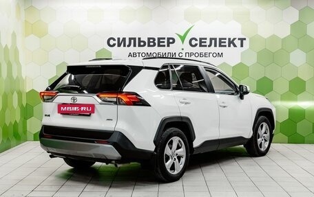 Toyota RAV4, 2019 год, 2 889 000 рублей, 2 фотография