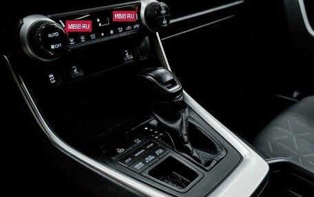 Toyota RAV4, 2019 год, 2 889 000 рублей, 19 фотография