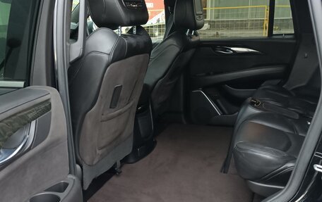Cadillac Escalade IV, 2016 год, 2 990 000 рублей, 2 фотография