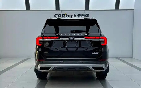 Ford Explorer VI, 2022 год, 3 800 111 рублей, 3 фотография