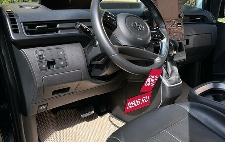 Hyundai Staria, 2022 год, 5 500 000 рублей, 8 фотография