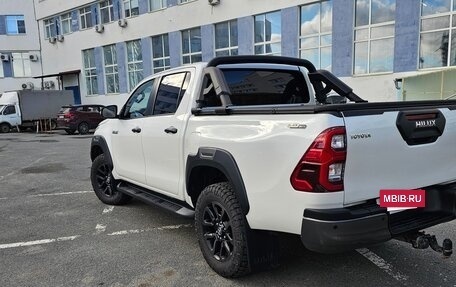 Toyota Hilux VIII, 2021 год, 4 900 000 рублей, 4 фотография