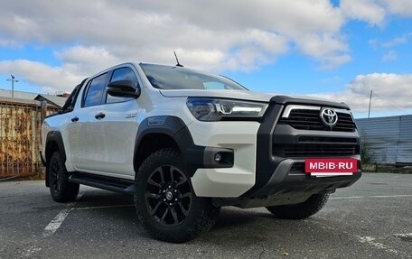 Toyota Hilux VIII, 2021 год, 4 900 000 рублей, 2 фотография