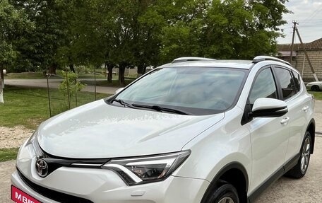 Toyota RAV4, 2019 год, 2 950 000 рублей, 1 фотография