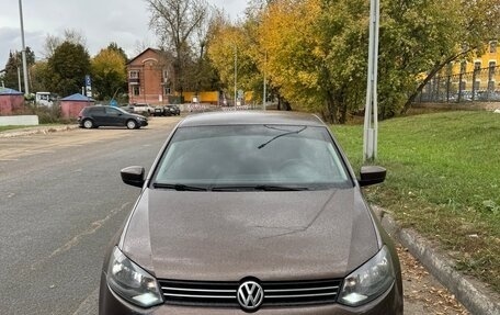 Volkswagen Polo VI (EU Market), 2014 год, 900 000 рублей, 2 фотография