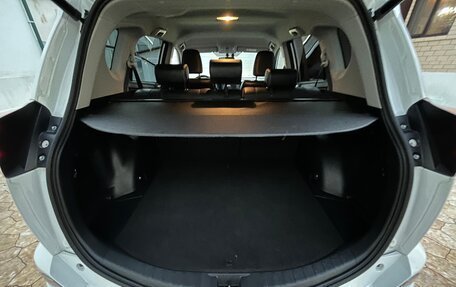 Toyota RAV4, 2019 год, 2 950 000 рублей, 12 фотография