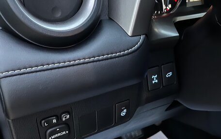 Toyota RAV4, 2019 год, 2 950 000 рублей, 10 фотография