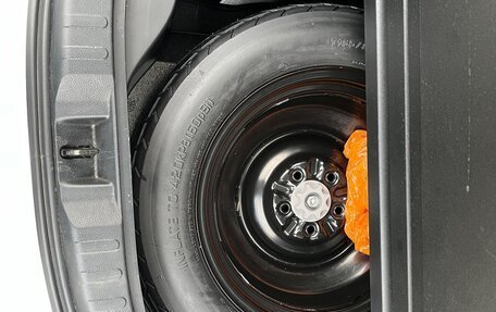 Toyota RAV4, 2019 год, 2 950 000 рублей, 13 фотография