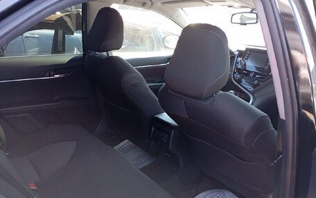 Toyota Camry, 2021 год, 2 400 000 рублей, 11 фотография