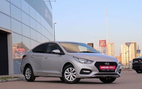 Hyundai Solaris II рестайлинг, 2018 год, 1 220 000 рублей, 3 фотография