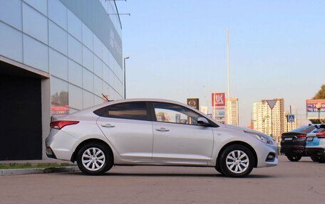 Hyundai Solaris II рестайлинг, 2018 год, 1 220 000 рублей, 19 фотография