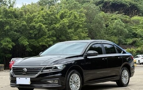 Volkswagen Lavida, 2021 год, 1 400 000 рублей, 1 фотография