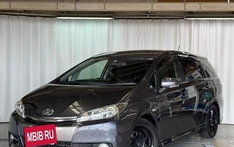 Toyota Wish II, 2016 год, 1 221 000 рублей, 2 фотография