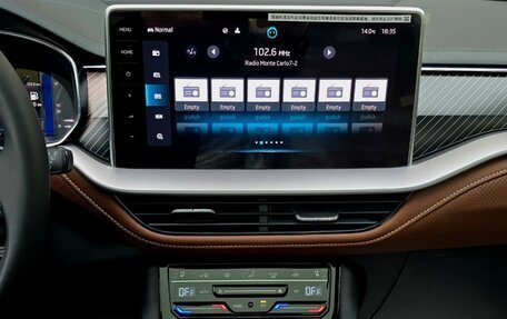 Skoda Kodiaq I, 2023 год, 4 000 000 рублей, 14 фотография