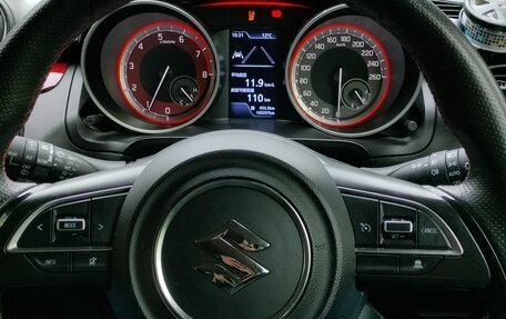 Suzuki Swift V, 2018 год, 1 200 000 рублей, 8 фотография