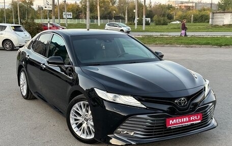 Toyota Camry, 2018 год, 2 865 000 рублей, 1 фотография