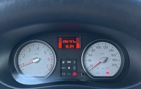 Renault Logan I, 2011 год, 300 000 рублей, 24 фотография